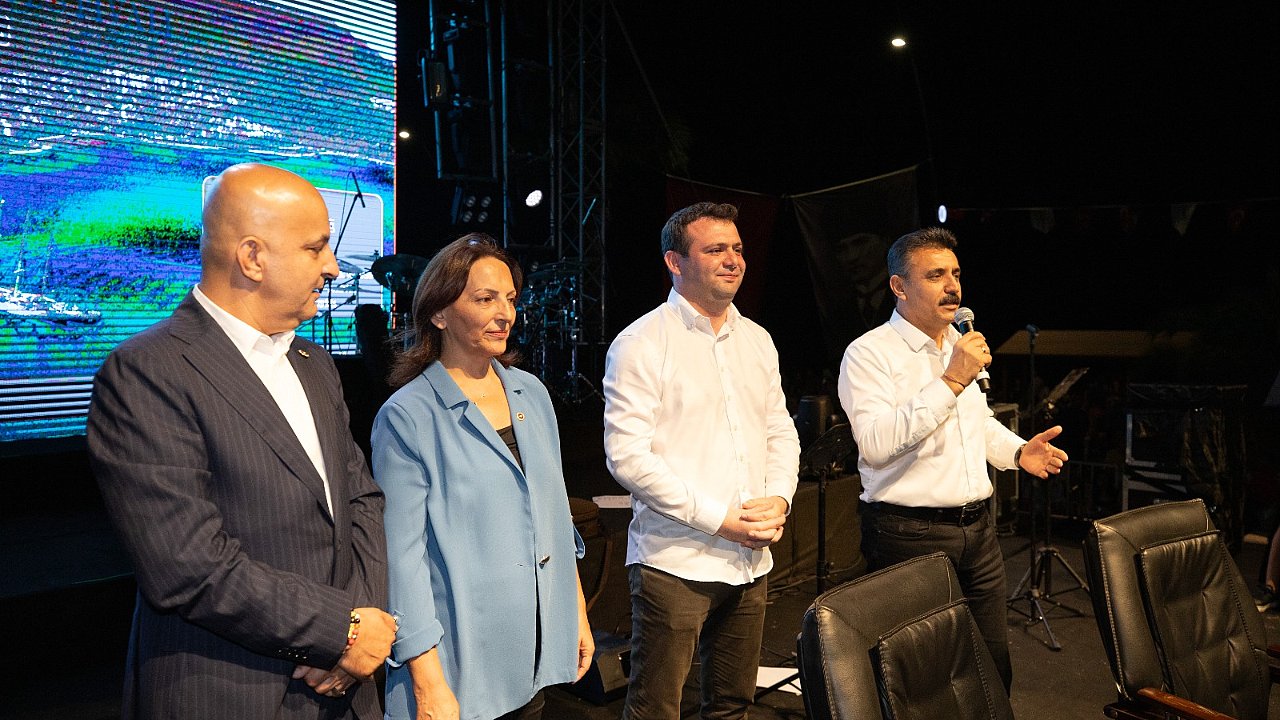 Zafer Bayramı Festival Coşkusuyla Kutlandı