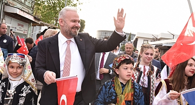 Zafer Bayramı'nda Yıldızlar Geçidi