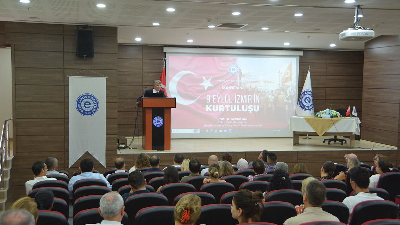 “9 Eylül İzmir’in Kurtuluşu” konferansı başladı