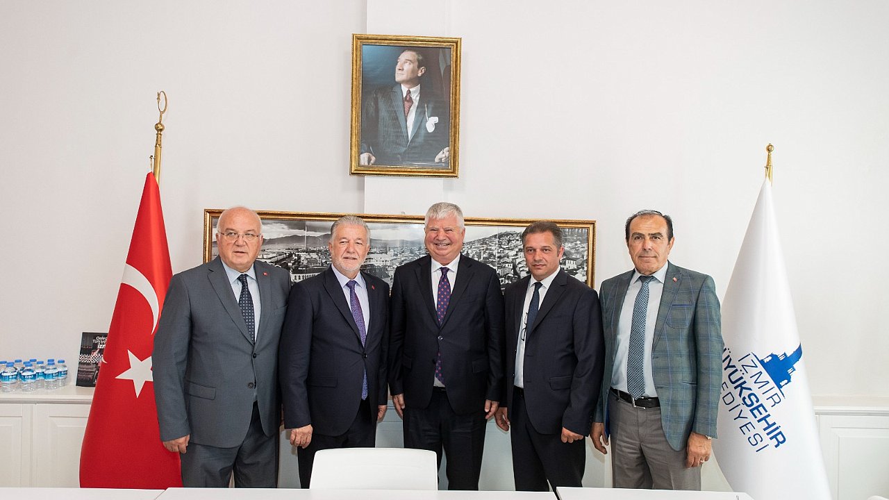 Büyükşehir esnafla el ele olmaya devam edecek