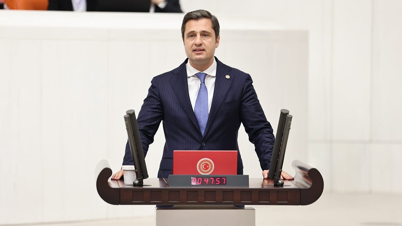 “Emekliler, İkinci Emeklilik Değil Maaşlarının Artmasını İstiyor!”