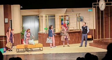 İzmir Büyükşehir Belediyesi Şehir Tiyatroları, 9 Eylül’ de sahnede olacak