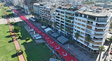 İzmirliler 350 metrelik dev bayrağı taşıyacak