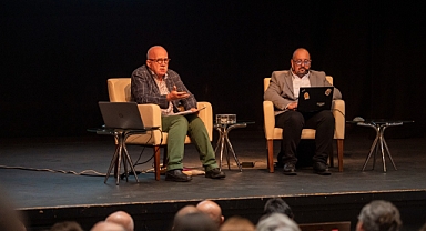 “Kitabım için geldiğim bu kente aşık oldum”