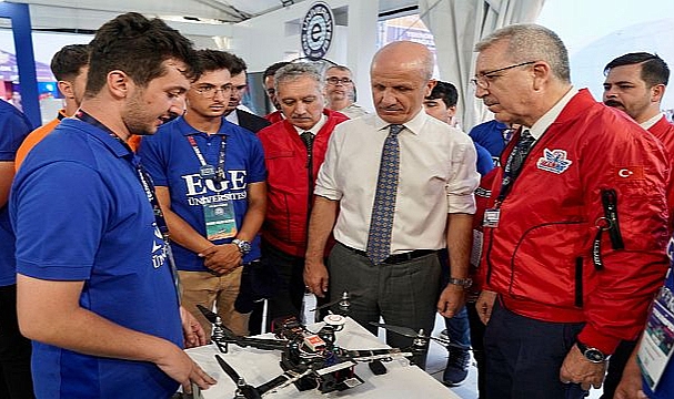 Özvar, TEKNOFEST Ankara’da EÜ standını ziyaret etti