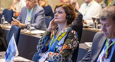 Soyer: “İzmir çeşitli renklerin, sayısız nefesin gücünü taşıyor”