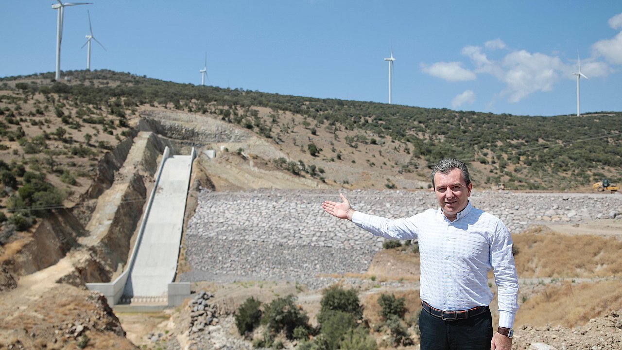 Türkiye’nin ilk Tekstil Bienali İzmir’de açıldı