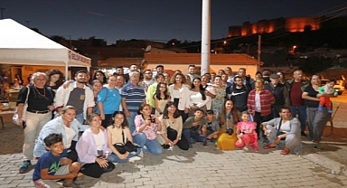 Başka Bir Siyaset Okulu, Efes Selçuklu Romanlarla buluştu