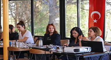 Buca Belediyesi kadın dayanışmasına ev sahipliği yaptı