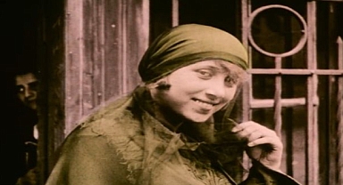 Cumhuriyetin 100.yılına özel bir seçki “Cumhuriyete doğru”