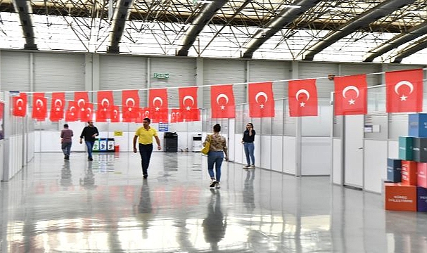 İzmir Cumhuriyet'in 100’üncü yıl kutlamalarına hazırlanıyor
