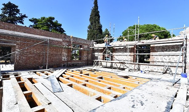 Paterson Köşkü'nde restorasyon çalışmaları hız kesmeden devam ediyor