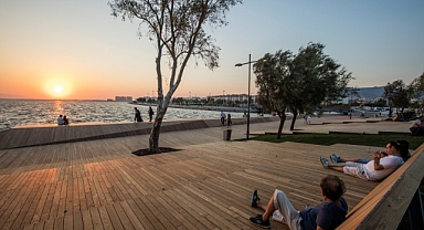 İzmir “2024’te Seyahat Edilmesi Gereken 10 Şehir” listesine girdi