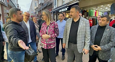 “Tunç Soyer, Kemeraltı esnafı seni bekliyor. Hadi gel yürü bakalım burada”