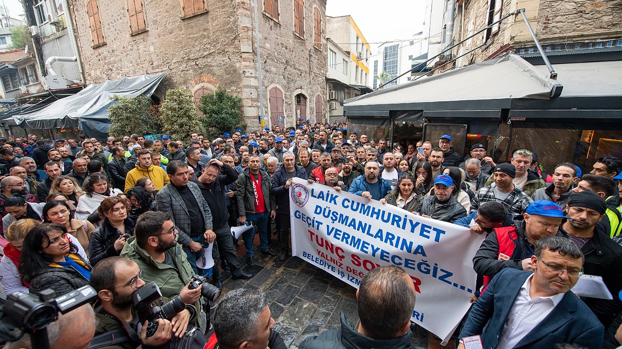 Belediye-İş Sendikası’ndan Başkan Soyer’e destek