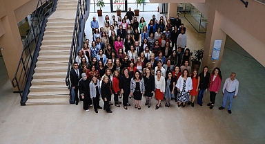 “Uluslararası bilimsel etkinliklerden ödülle döndüler”