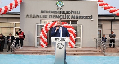 İki Yarı Olimpik Havuz Birden