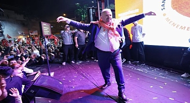 Menemen’de Başkan Pehlivan’ın Zafer Gecesi