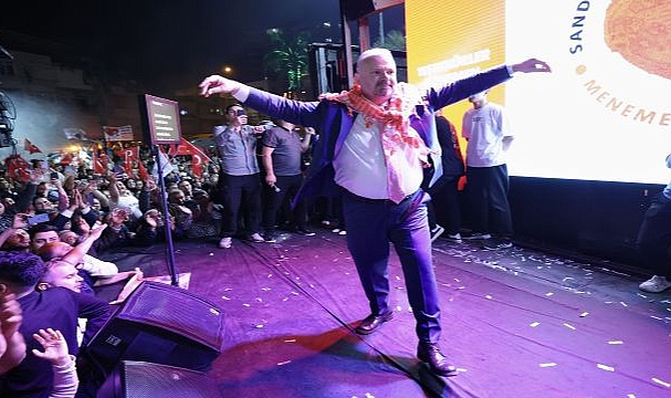 Menemen’de Başkan Pehlivan’ın Zafer Gecesi