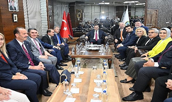 Cumhurbaşkanı Yardımcısı Cevdet Yılmaz'ı Ağırladı