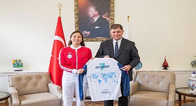 İlklere imza atan İzmirli