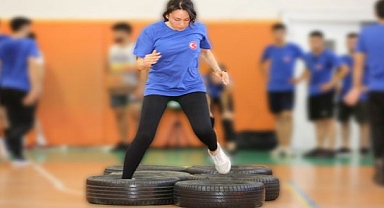 Gençlere Örnek Destek