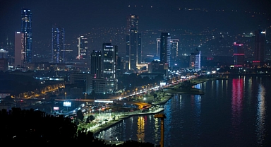 Binaların Cephe Aydınlatmalarına Düzenleme Geliyor!