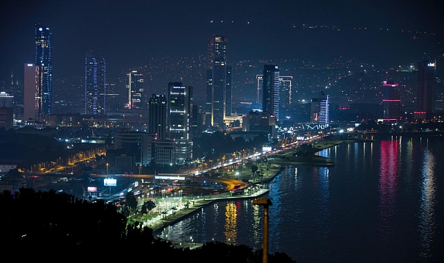 Binaların Cephe Aydınlatmalarına Düzenleme Geliyor!