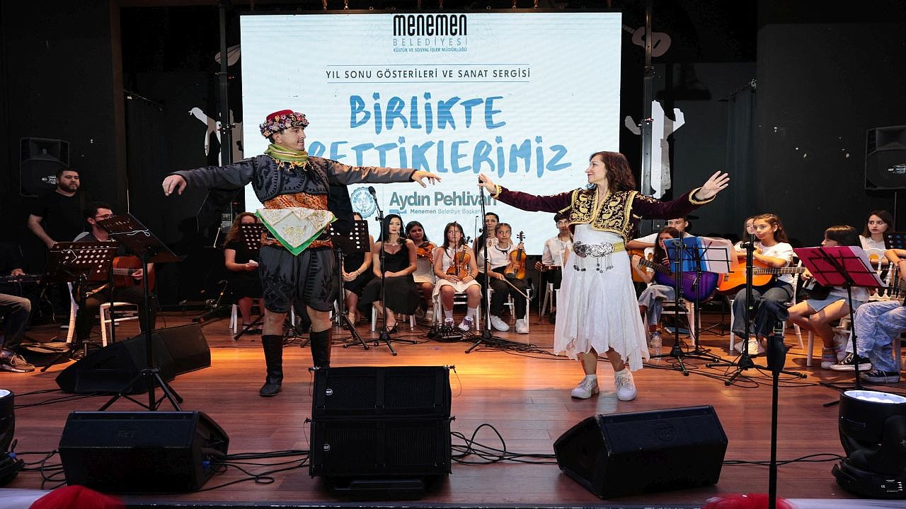 Menemen'de coşkulu kursiyerler buluşması