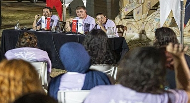 “Belediyeler kuru siyaset yapılan yerler değil”