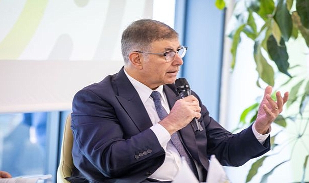 Başkan Tugay: İklim krizi ile mücadeleye herkes destek vermeli