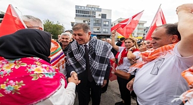 Başkan Tugay, Menemen “Cumhuriyet Her Yerde” kutlamalarına katıldı 