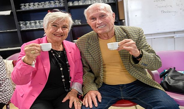 Torunlara kahve sözü: İleri yaş baristalar iş başında