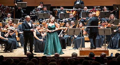 İzmir Oda Orkestrası'ndan Unutulmaz Konserler