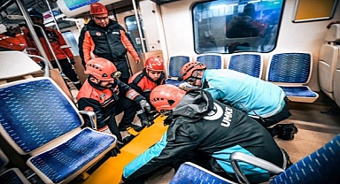 Menemen İZBAN İstasyonu’nda deprem ve kaza tatbikatı