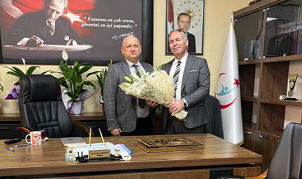 Başkan adayından anlamlı bağış