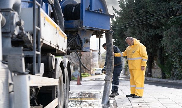 İzmir'de yağış alarmı sürüyor