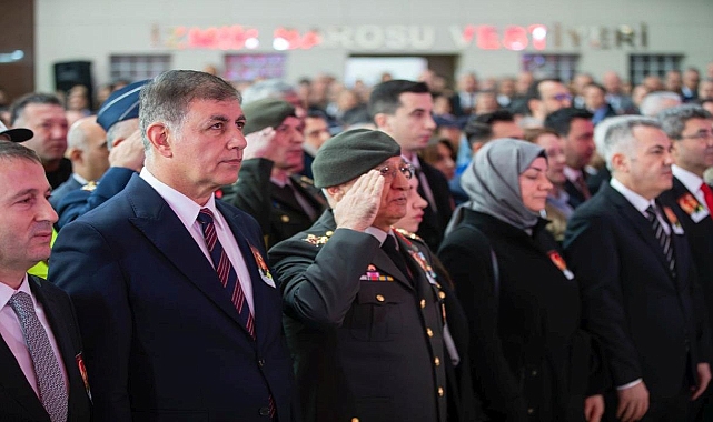İzmir’in şehitleri Fethi Sekin ve Musa Can unutulmadı