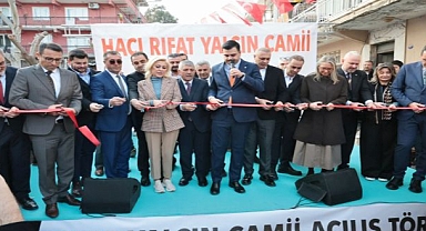 Binlerce Menemenli tek yürek oldu