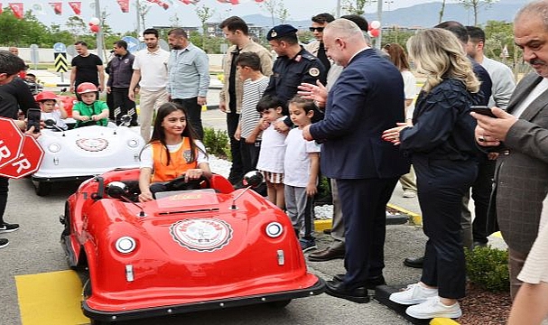 Menemen’de bir açılış iki müjde!
